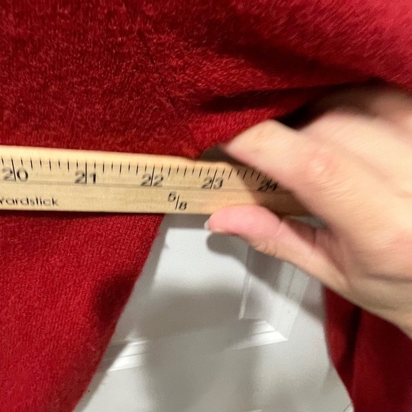 Club Room Mens Red 100% Fine Cashmere V Neck Sweater Size M - Picture 6 of 7